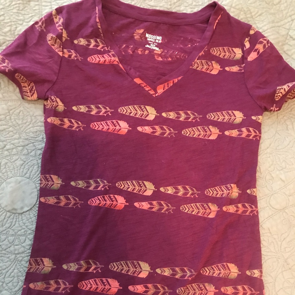 Feather V-neck TShirt